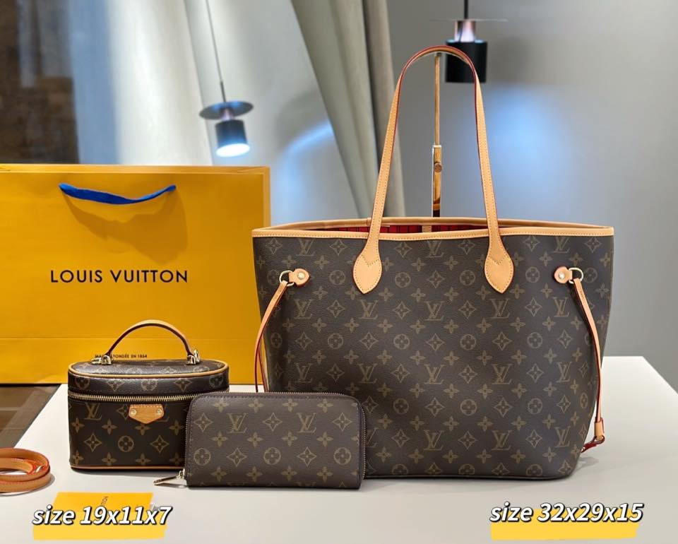 Bundle LV purse wallet makeup bag