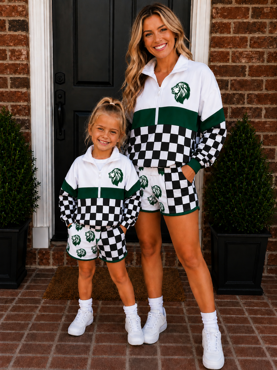 Lions black checkered set