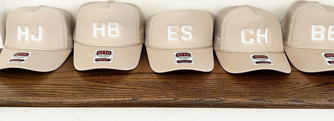 Initials Otto hat