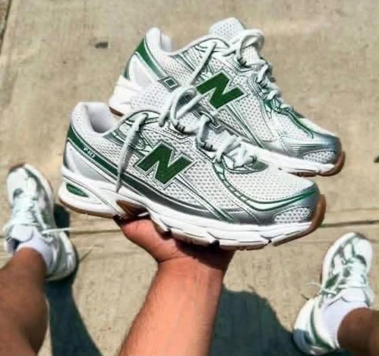 NB Chunkies Green &silver
