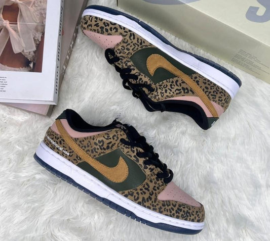 NIKE Cheetah